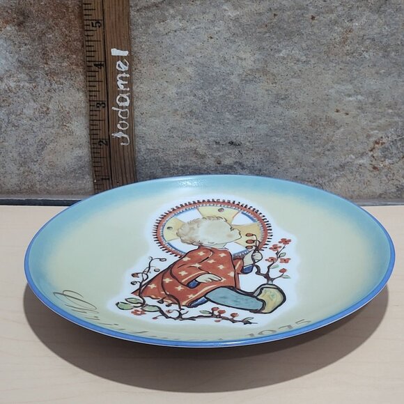 Schmid Hummel Christmas Plate 1975 Christmas Child Decorative Wall Hanging Plate - Picture 6 of 11